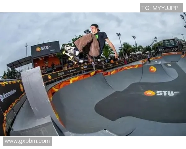 滑板文化的传承与创新:深入了解西安滑板队的精神与理念 滑板文化的传承与创新:深入了解西安滑板队的精神与理念