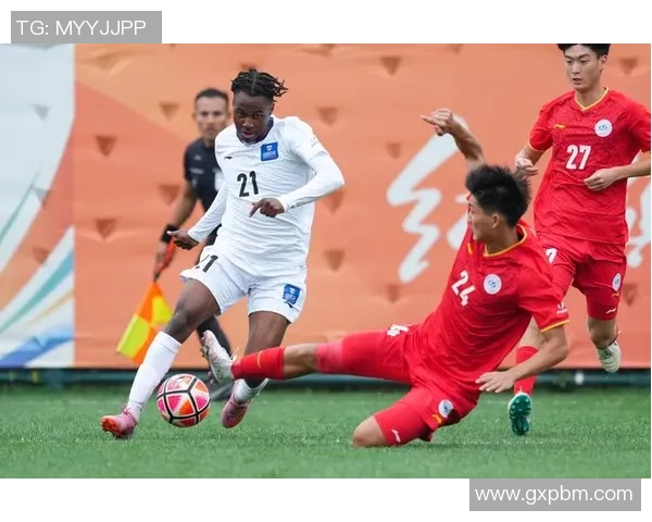 2021年全球足球明星汇聚各国球员风采与成就盘点